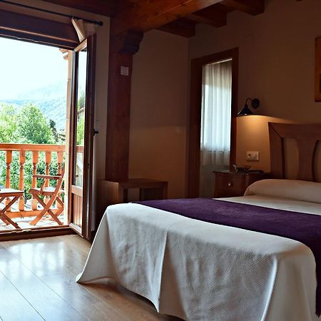Posada Valle Del Oso Lerones 외부 사진